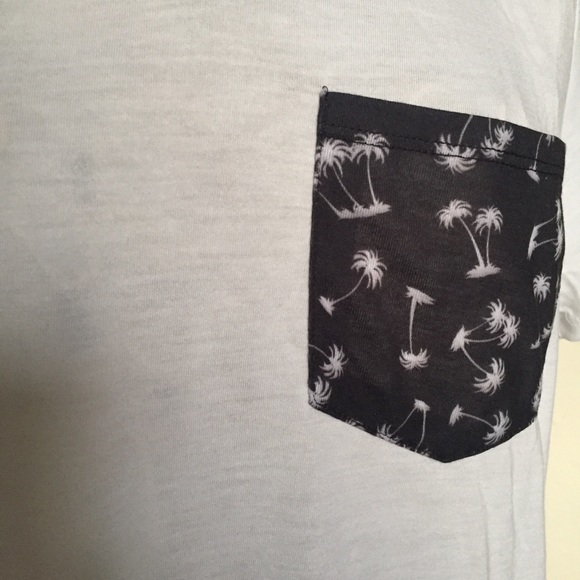 Stranded tee from Target - Picture 2 of 3